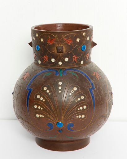 LONGWY - Monogram CR
Stoneware vase with...