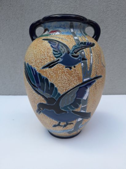 AMPHORA
Earthenware vase in cloisonné enamel...