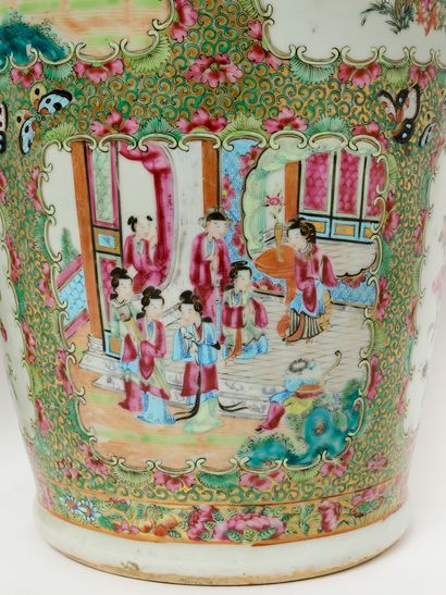China - Canton porcelain
Pair of Canton porcelain...