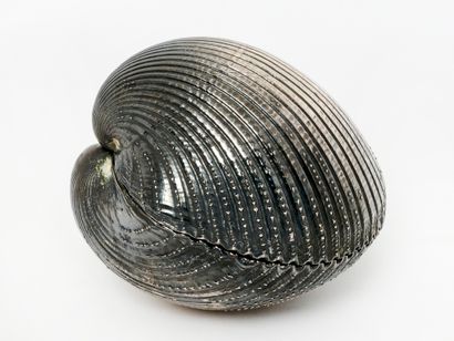 Italy in the taste of Buccelatti
Silver-plated...