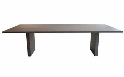 Industrial Design Minimalist