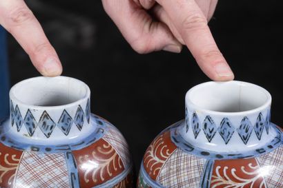 Porcelaine Imari
Paire de vase couvert à...