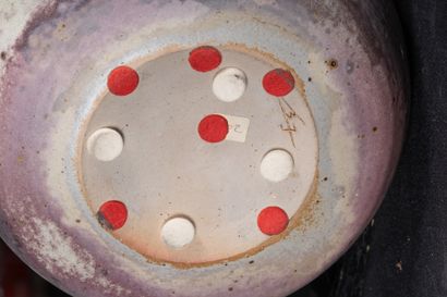 Dans le goût de Robert Deblander ou de Lampecco
Vase...