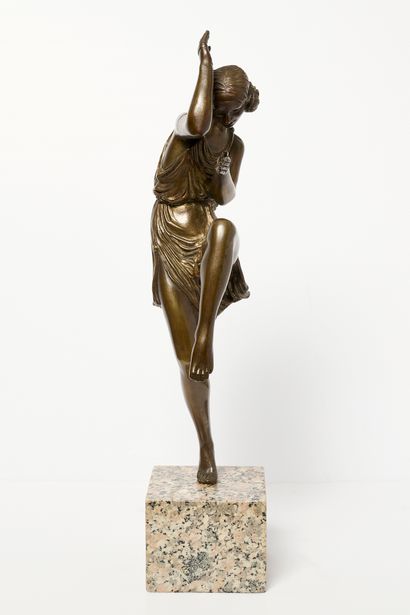 Art déco
Danseuse. Bronze. Non visible à...