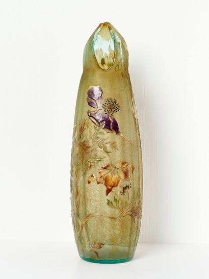 Emile GALLE (1846-1904)
Grand vase fuselé...