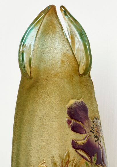 Emile GALLE (1846-1904)
Grand vase fuselé...