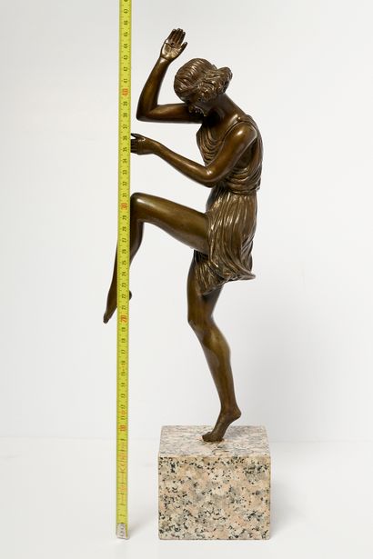 Art déco
Danseuse. Bronze. Non visible à...