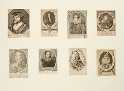 Galerie de 8 portraits gravés. Chaque env....