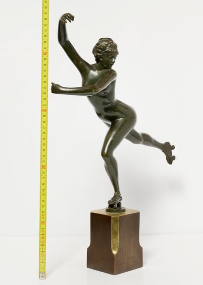 Unsigned
The Nude Skater. Not on display...