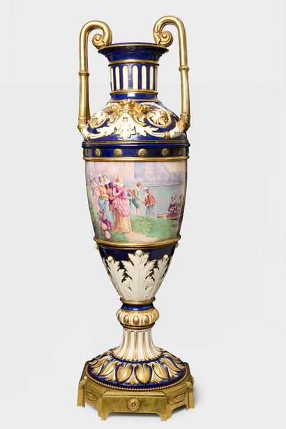 Paris - Lucot et d'après un modèle de vase...