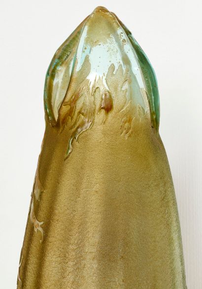 Emile GALLE (1846-1904)
Grand vase fuselé...