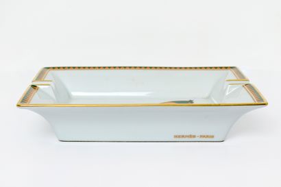 Hermès - Paris
Cendrier en porcelaine et...