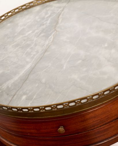 Style Louis XVI - Table Bouillote
Marbre...