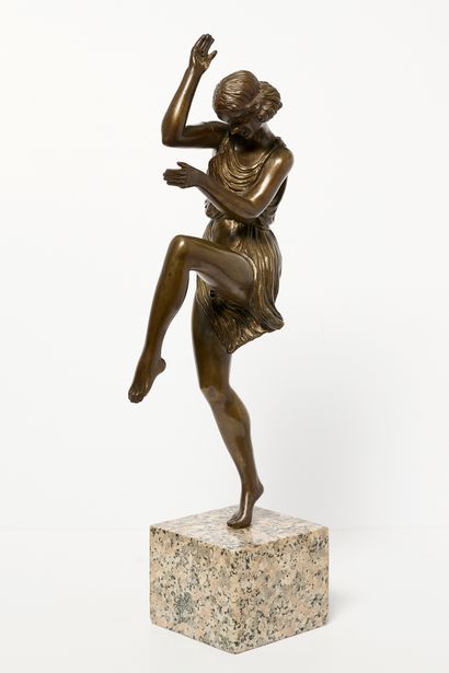 Art déco
Danseuse. Bronze. Non visible à...