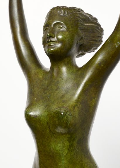 Emile BULCKE (1875–1963)
Liberty, 1933. Bronze....