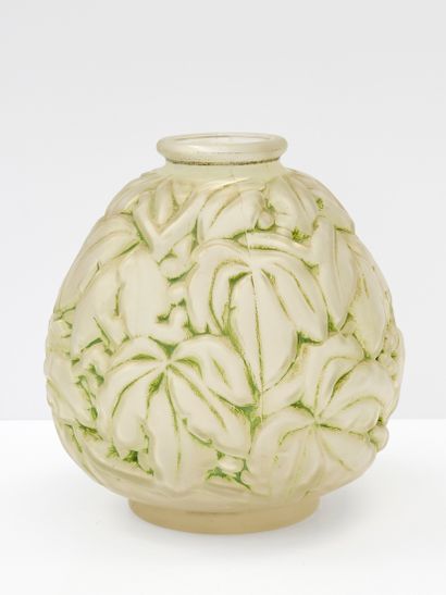 France - Art déco
Vase piriforme en verre...