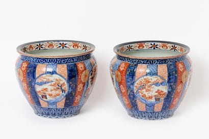 Japan - Late Meiji Period 
Pair of Imari...