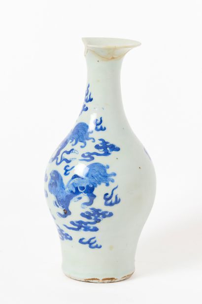 19th-century China
Yuhuchunping vase in blue-and-white...