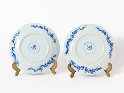 China - Kangxi Period
Pair of blue-and-white...