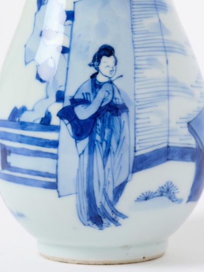 China - Kangxi Period
Blue-and-white porcelain...