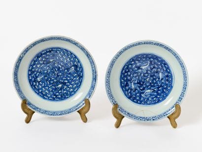 China or Japan
Pair of plates. One is broken...