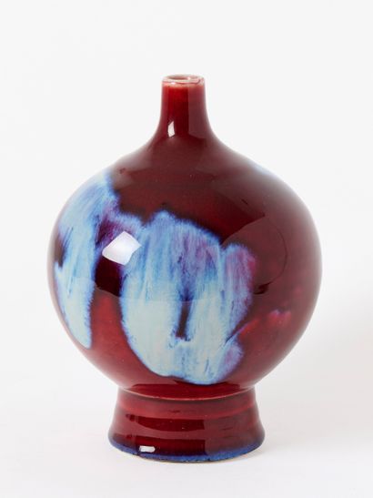 China, 20th century 
Vase with a spherical...