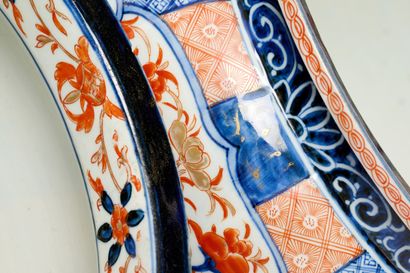 Japan - Late Meiji Period 
Pair of Imari...