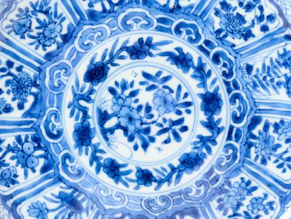 China - Kangxi Period
Pair of blue-and-white...