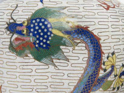China, late Qing dynasty—Cloisonné enamel
Pair...