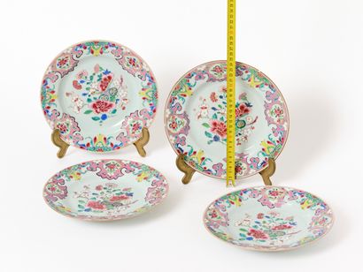 18th-century China
Set of 4 plates decorated...