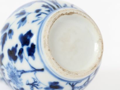 China, early Mingo period
Small blue-and-white...
