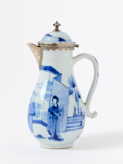 China - Kangxi Period
Blue-and-white porcelain...