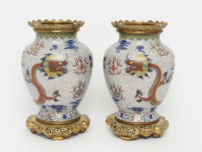 China, late Qing dynasty—Cloisonné enamel
Pair...