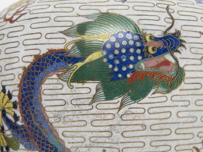 China, late Qing dynasty—Cloisonné enamel
Pair...