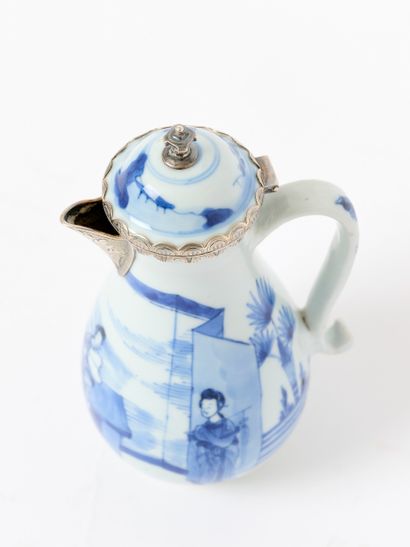 China - Kangxi Period
Blue-and-white porcelain...