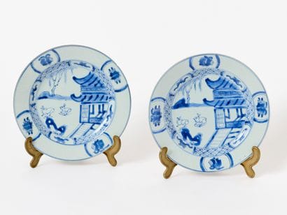 China - Kangxi Period 
Pair of plates with...