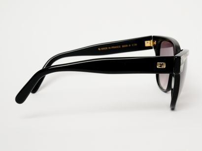 Courrèges - Paris
Lunettes de soleil. Sans...