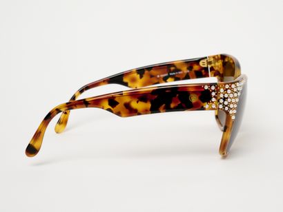 GALILEO
Lunettes de soleil.