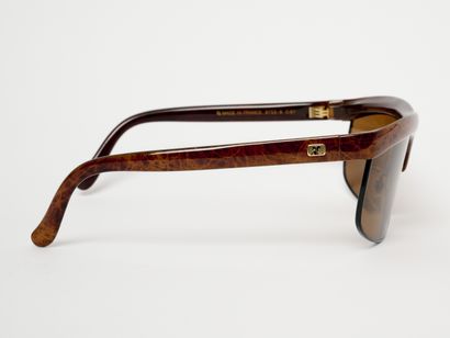 Courrèges - Paris
Lunettes de soleil. Sans...