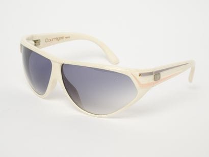 Courrèges - Paris
Lunettes de soleil. Sans...