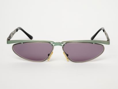 PRINCE
Lunettes de soleil.