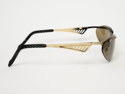 DUNLOP
Lunettes de soleil.