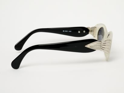 VENTURA
Lunettes de soleil.