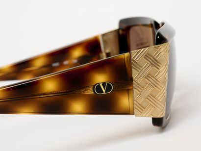 VALENTINO
Lunettes de soleil modèle V606....
