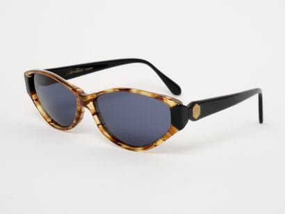 REVILLON
Lunettes de soleil.