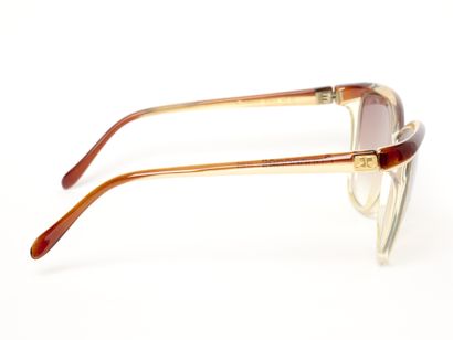 Courrèges - Paris
Lunettes de soleil. Sans...