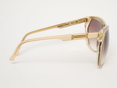 Courrèges - Paris
Lunettes de soleil. Sans...