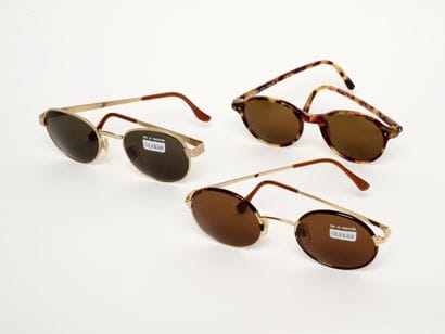 OLIVER
Trois paires de lunettes de solei...