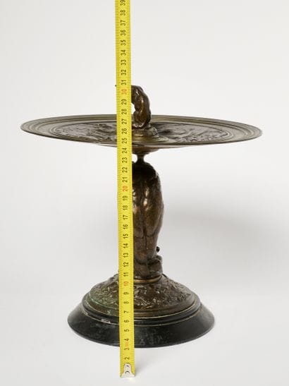 Jules MOIGNIEZ (1835-1894)
Tazza ornemental...
