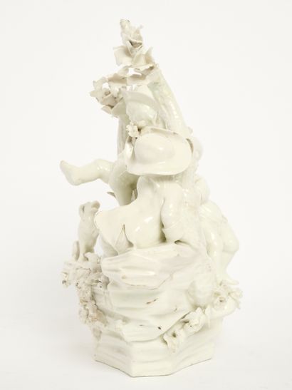 Manufacture de Porcelaine de Tournai XVIIIe...